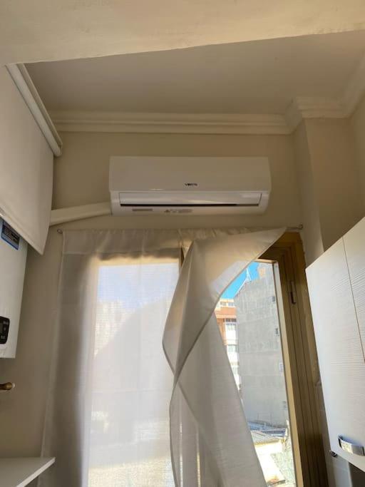 Luminoso Monolocale A 2 Passi Dalla Metro A Apartment Roma Ngoại thất bức ảnh