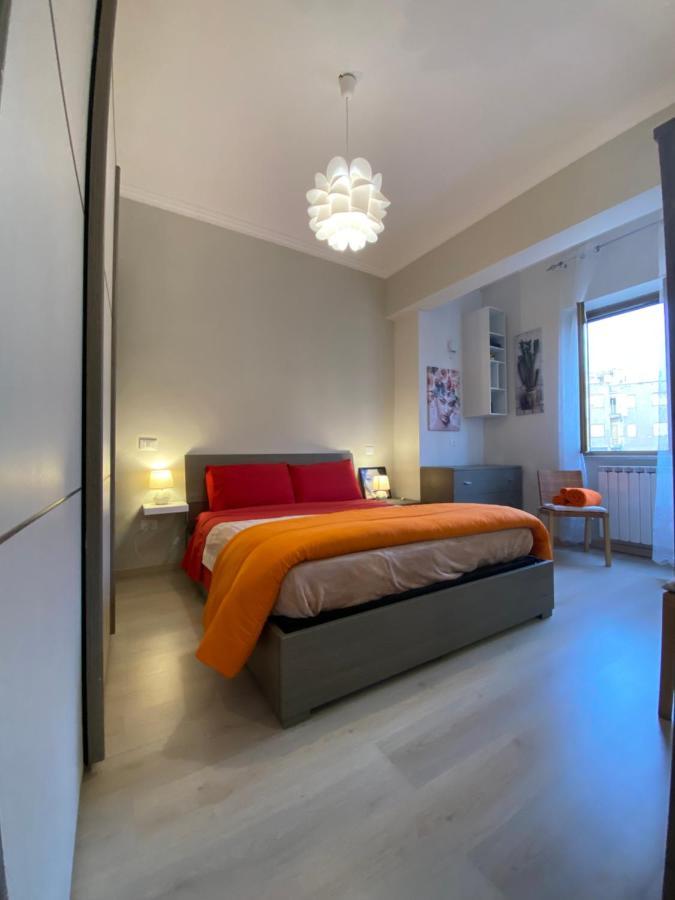 Luminoso Monolocale A 2 Passi Dalla Metro A Apartment Roma Ngoại thất bức ảnh