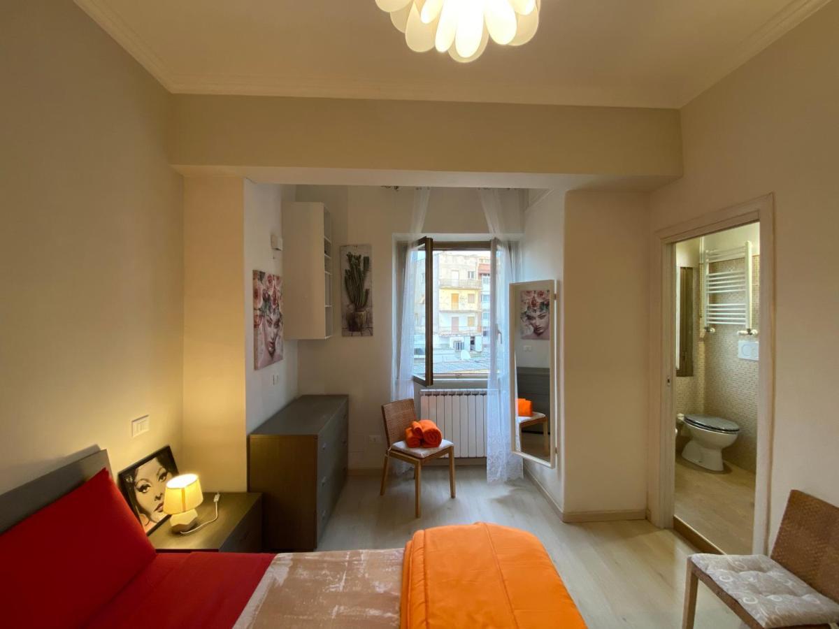 Luminoso Monolocale A 2 Passi Dalla Metro A Apartment Roma Ngoại thất bức ảnh